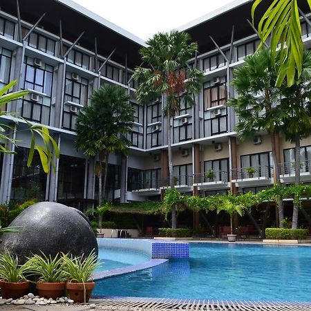 Ratu Hotel Serang Ngoại thất bức ảnh