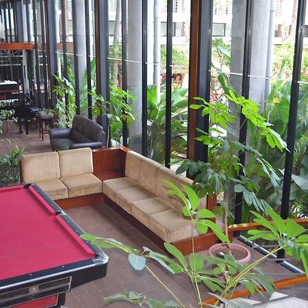 Ratu Hotel Serang Ngoại thất bức ảnh