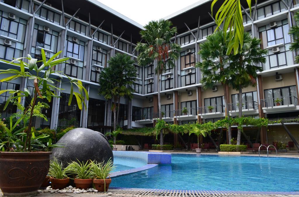 Ratu Hotel Serang Ngoại thất bức ảnh